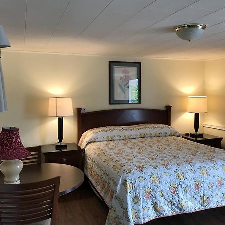Royale Coach Motor Lodge Hampton Exterior foto